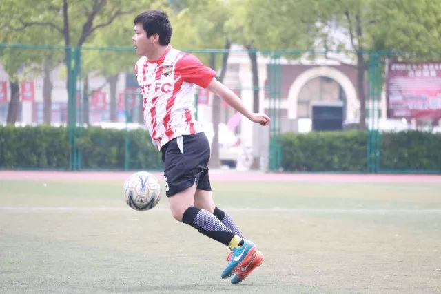 世界杯小组赛首轮战罢 法国夺冠概率反超西班牙成最大热门，葡萄牙虽爆冷被逼平但排名无变化